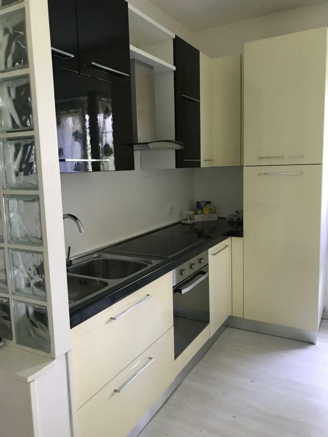 Golden Beach' House Desenzano del Garda